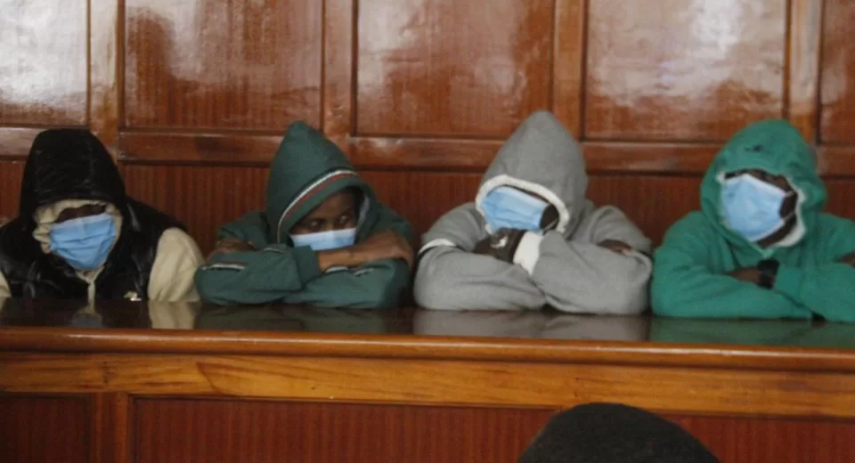 Four Kasarani cops who stole 2.2 Million from a parked vehicle detained for investigations